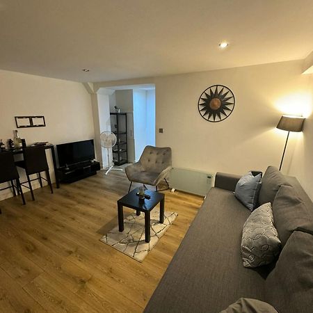 Cozy Two Bedroom Apartment Sleeps 6 Near Camden Market Hw10 London Eksteriør bilde