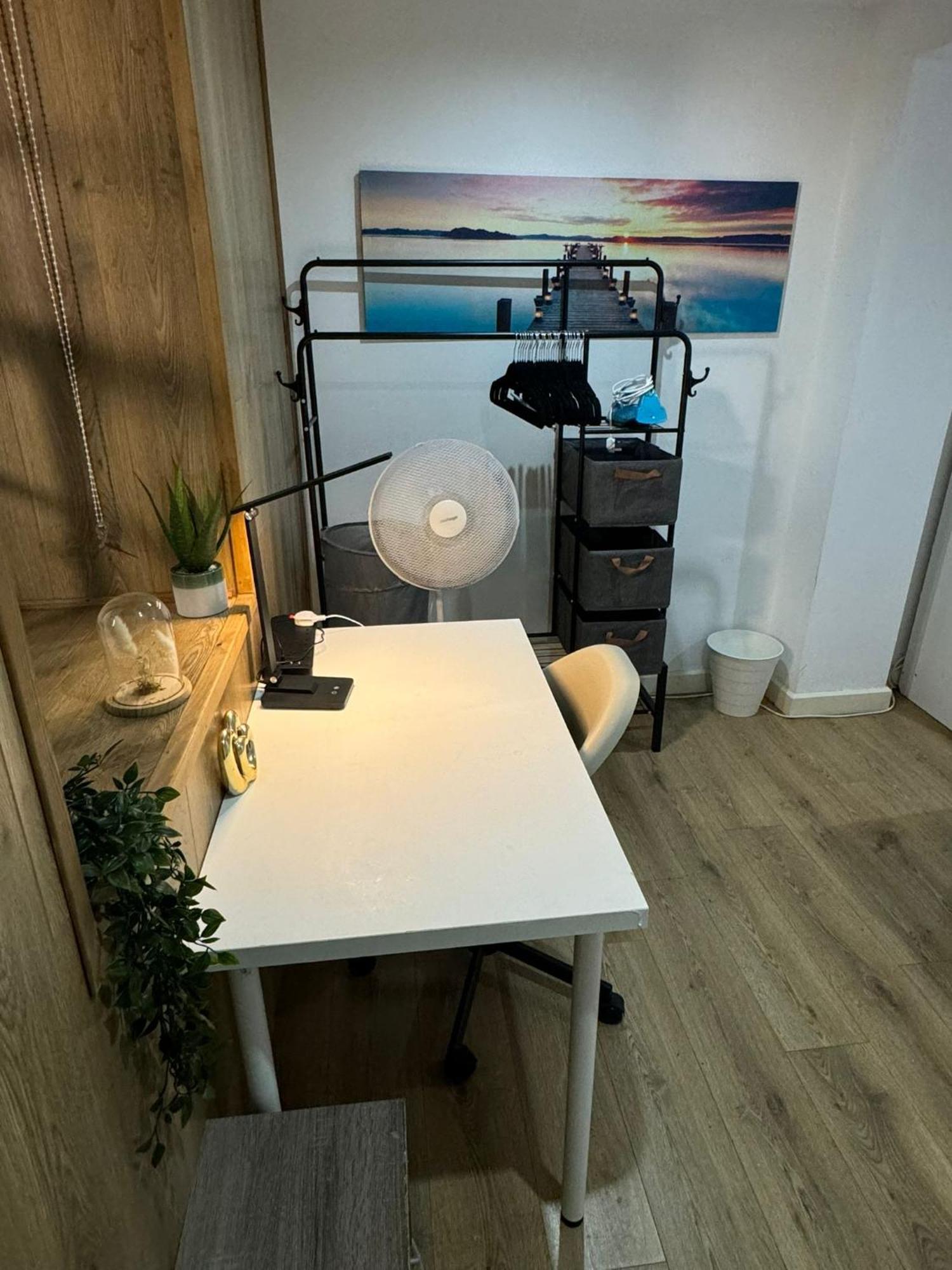 Cozy Two Bedroom Apartment Sleeps 6 Near Camden Market Hw10 London Eksteriør bilde